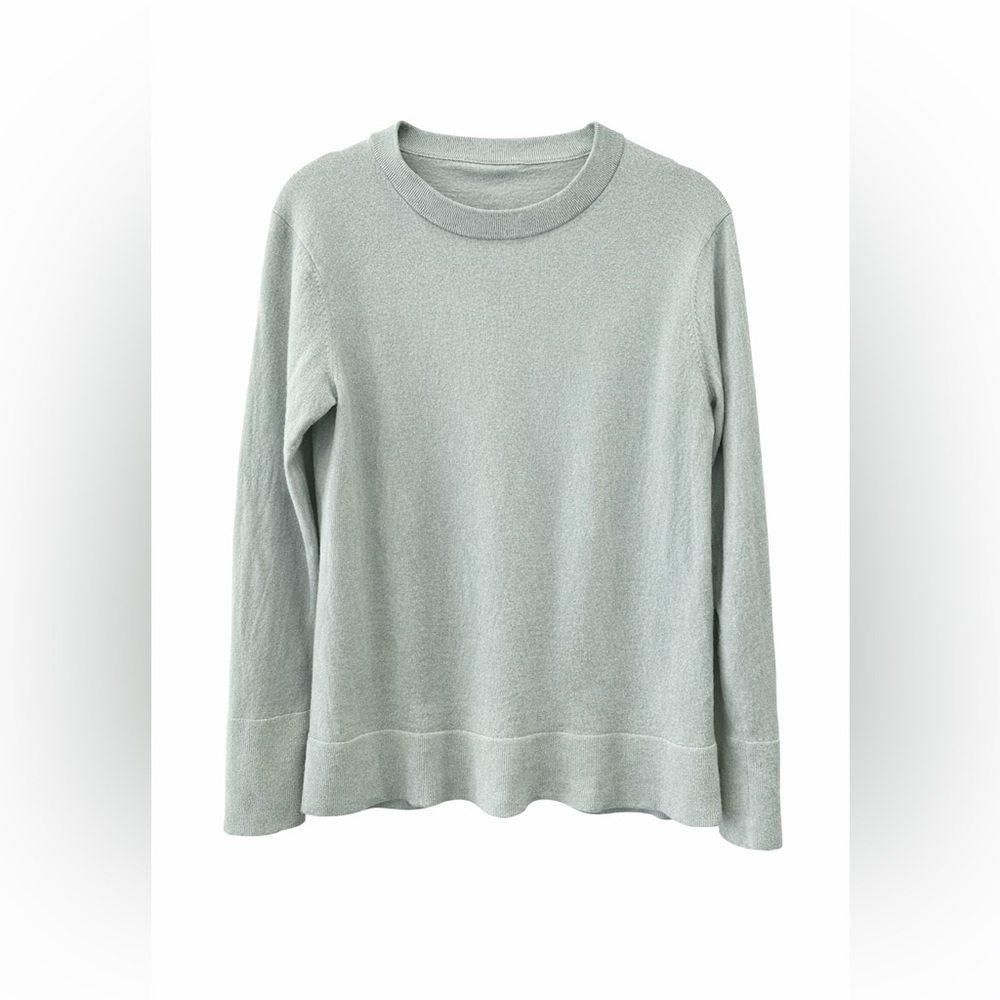 Club Monaco Lightweight Knit Crewneck Sweater – Size M